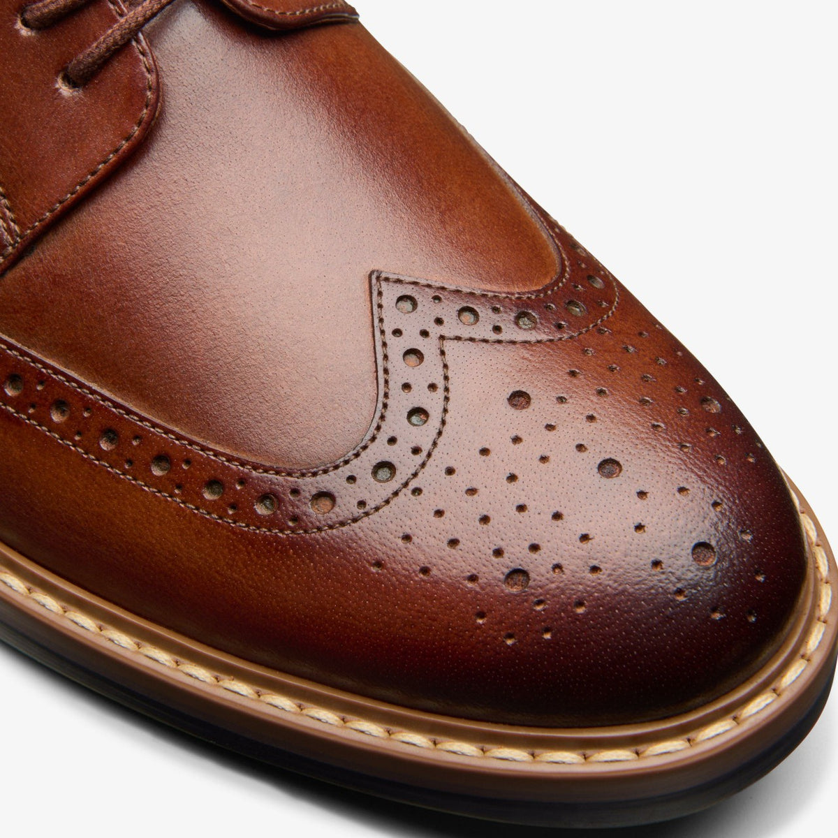 Clarks Aldwin Limit Brogue Mid Tan Leather