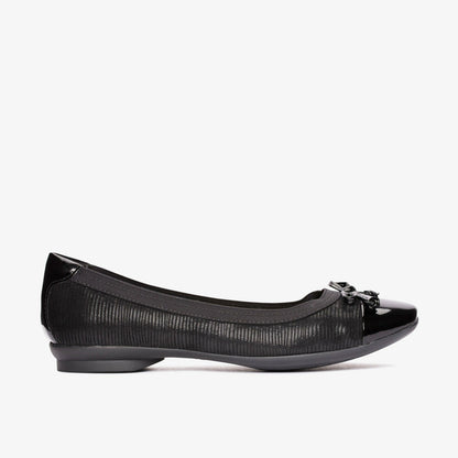 Clarks Candra Glow Black Suede