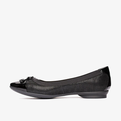 Clarks Candra Glow Black Suede