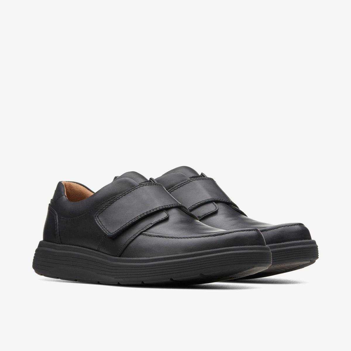 Clarks Un Abode Strap Loafer Black Leather