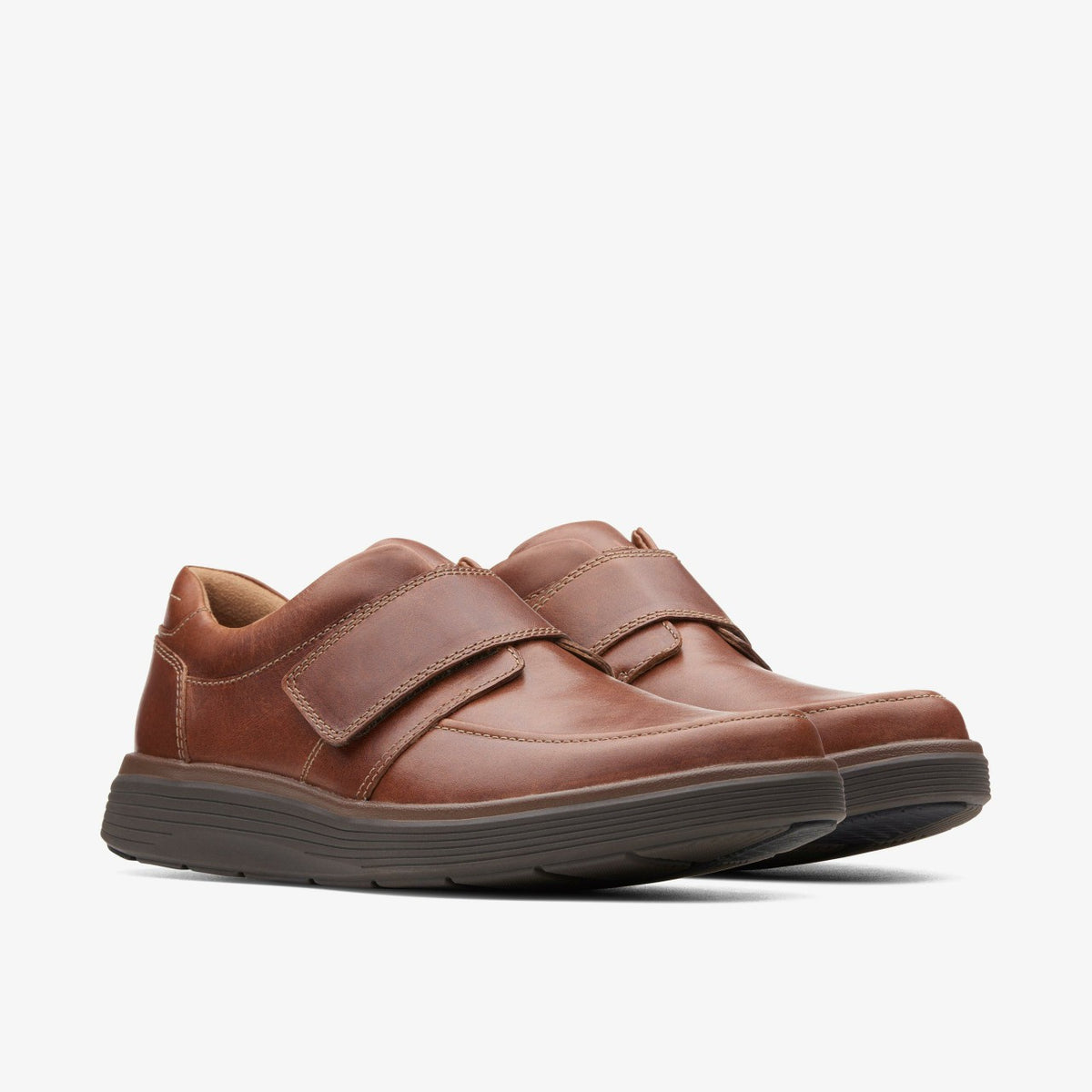 Clarks Un Abode Strap Loafer Dark Tan Leather