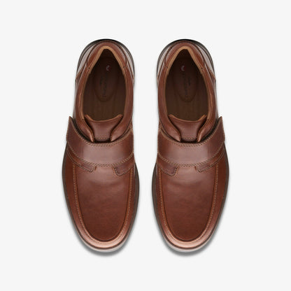 Clarks Un Abode Strap Loafer Dark Tan Leather