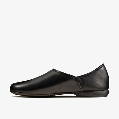 Clarks Harston Elite Slipper Black Leather