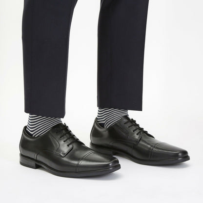 Clarks Howard Cap Black Leather