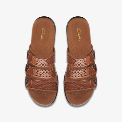 Clarks Kitly Walk Tan