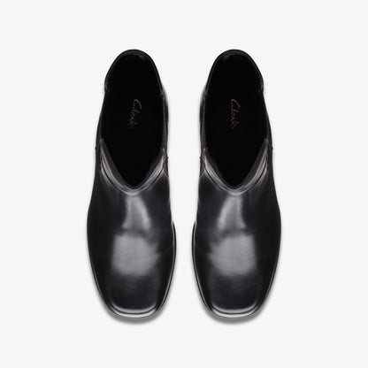 Clarks Pique Up Black Leather