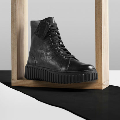 Clarks Torhill Rise Ankle Boot Black Leather