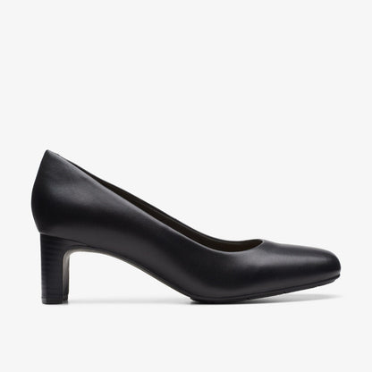 Clarks Kyndall Iris Black Leather