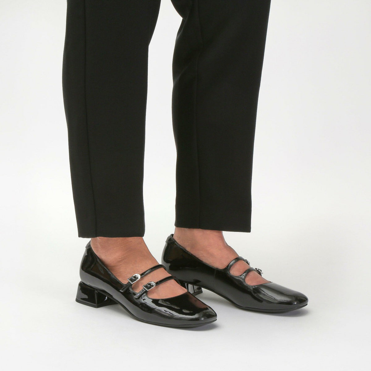 Clarks Daiss 30 Shine Black Patent