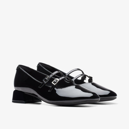 Clarks Daiss 30 Shine Black Patent