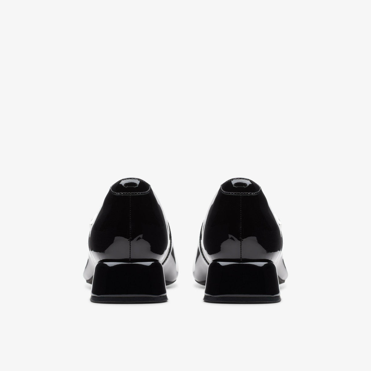 Clarks Daiss 30 Shine Black Patent