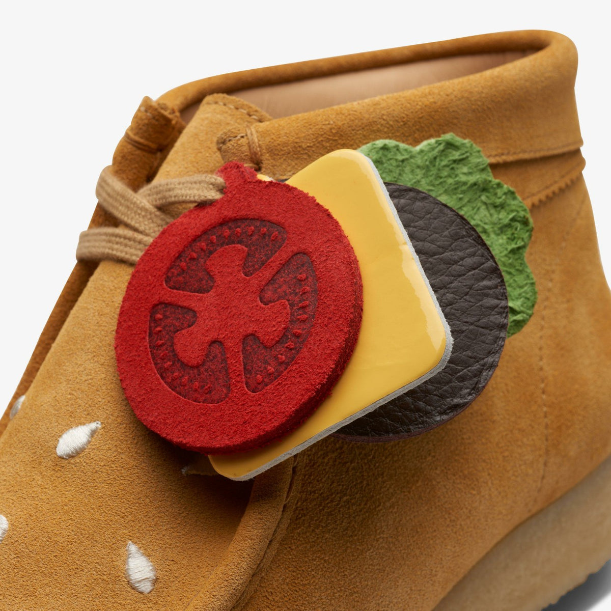 Clarks Wallabee Boot Tan Embroidery