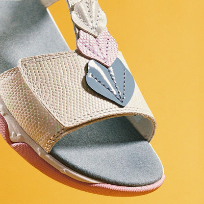 Clarks Osian Charm Kid White