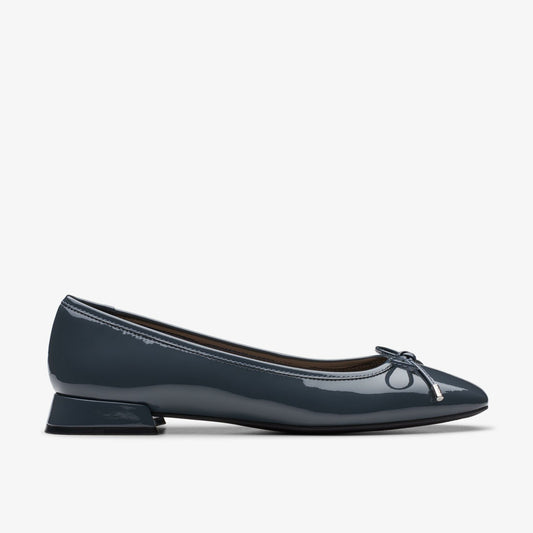 Clarks Ubree 15 Step Navy Patent