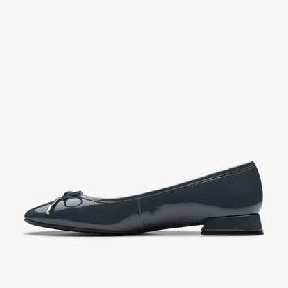 Clarks Ubree 15 Step Navy Patent