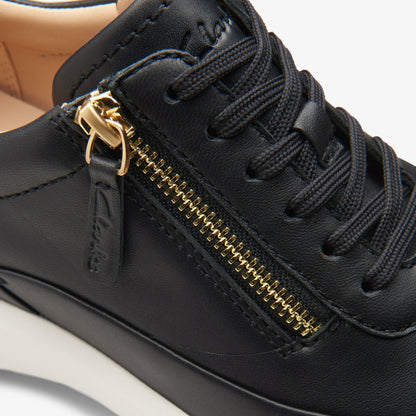 Clarks Tivoli Zip Black Leather