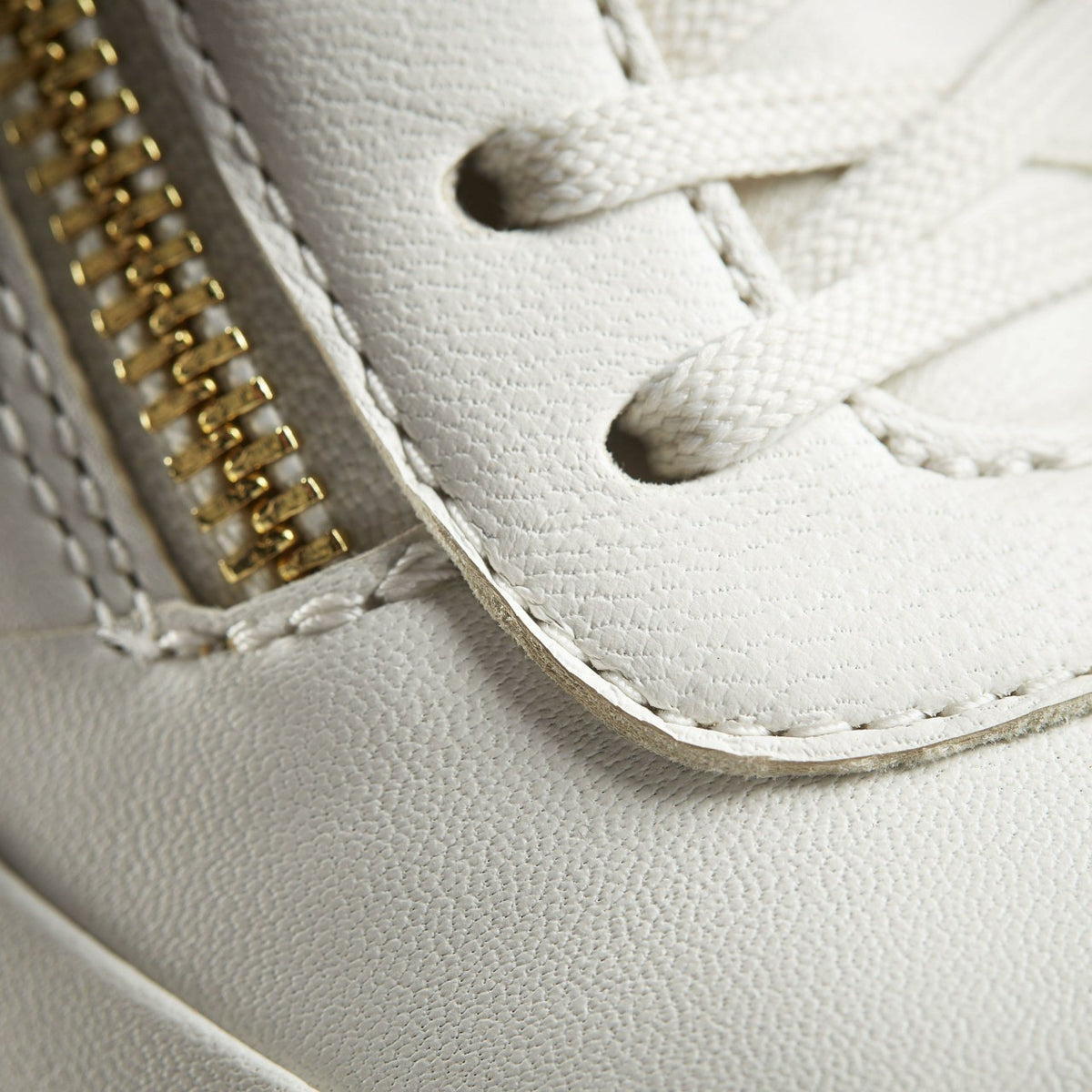 Clarks Tivoli Zip Off White Leather