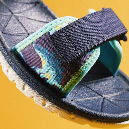 Clarks Surfing Tide Kid Navy