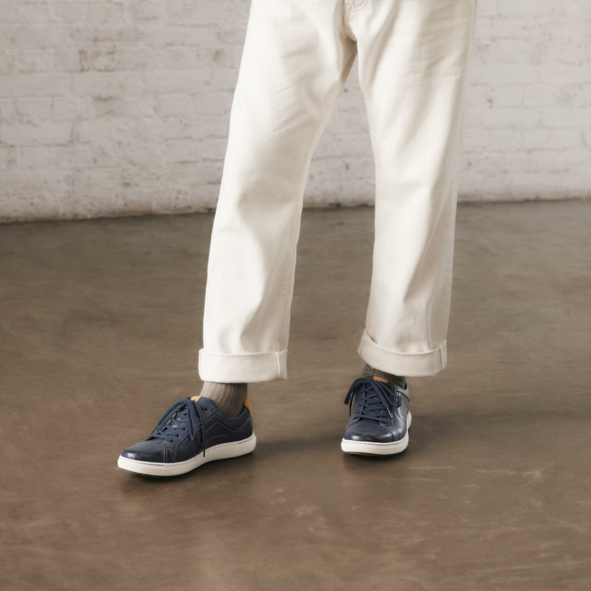 Clarks Mapstone Lace Navy Leather