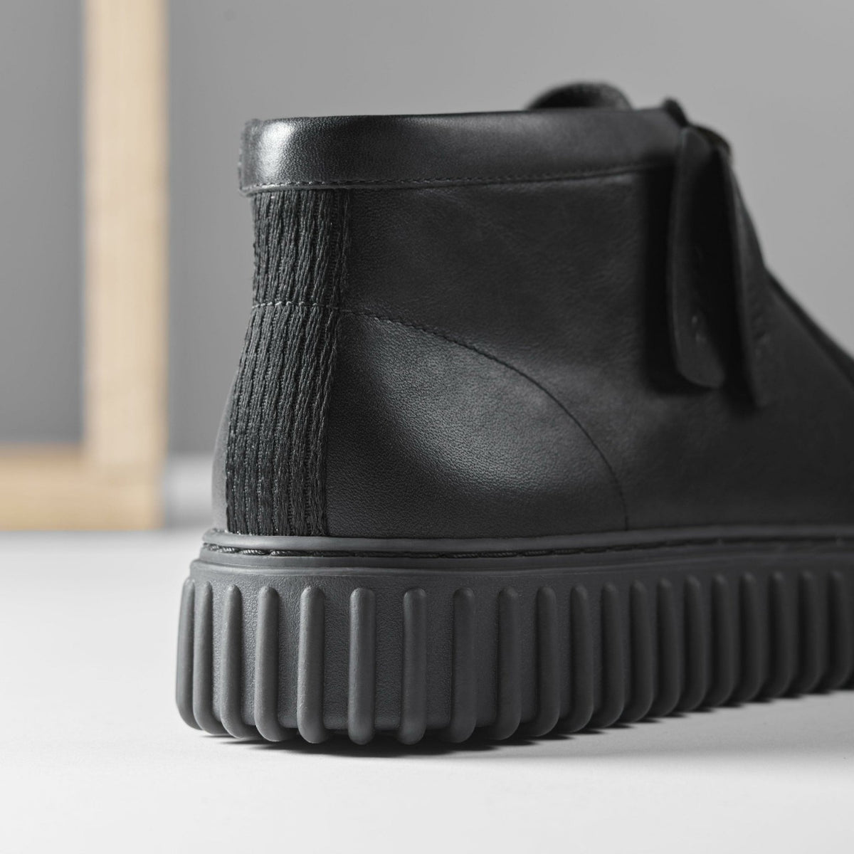 Clarks Torhill Hi Black Leather