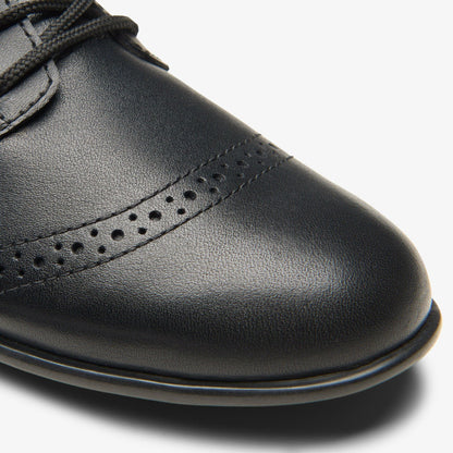 Clarks Finja Brogue Older Black Leather