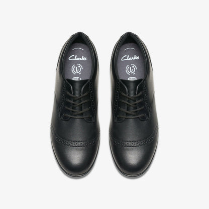Clarks Finja Brogue Youth Black Leather