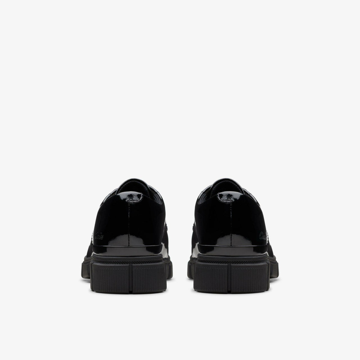 Clarks Evyn Lace Kid Black Patent