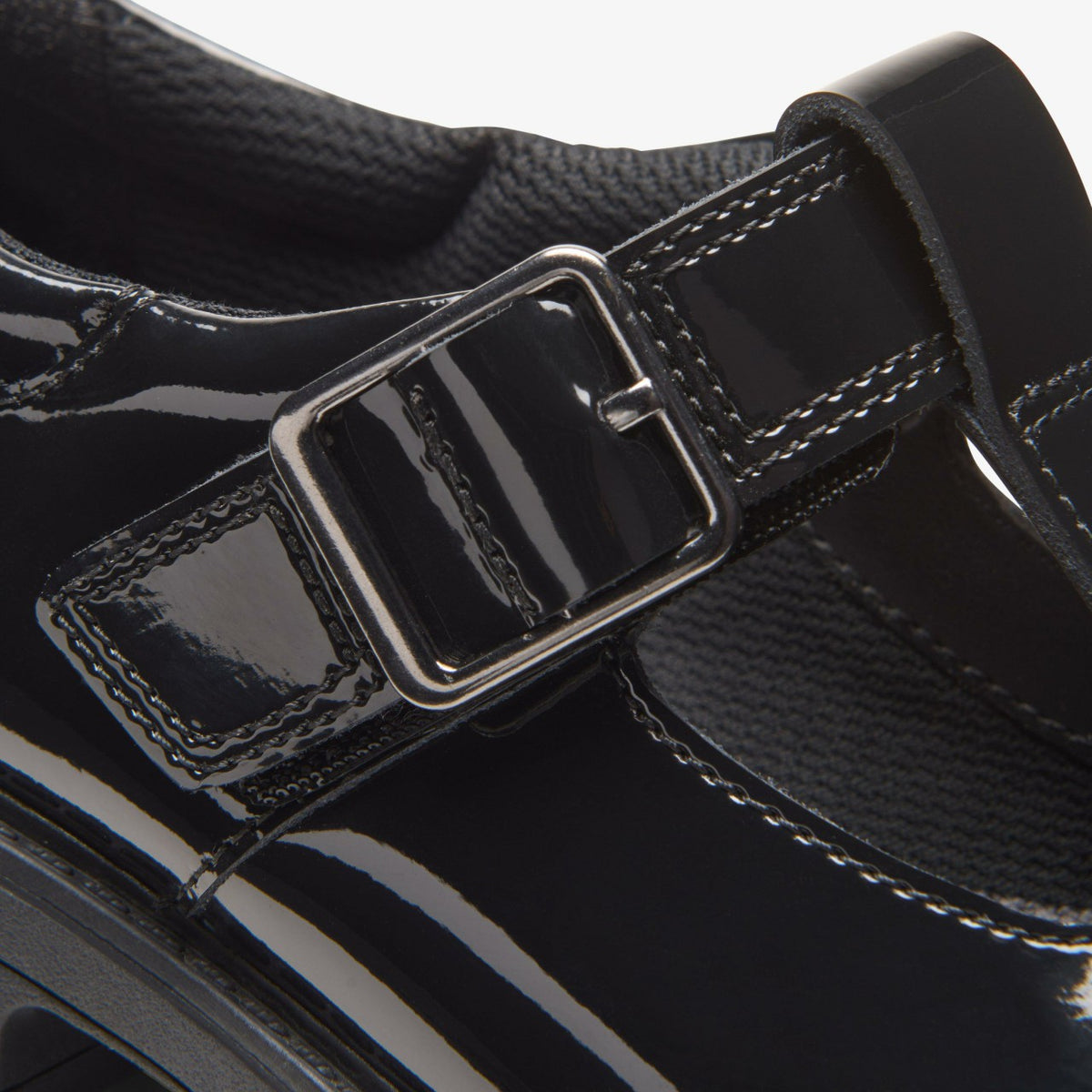Clarks Loxham Bar Youth Black Patent