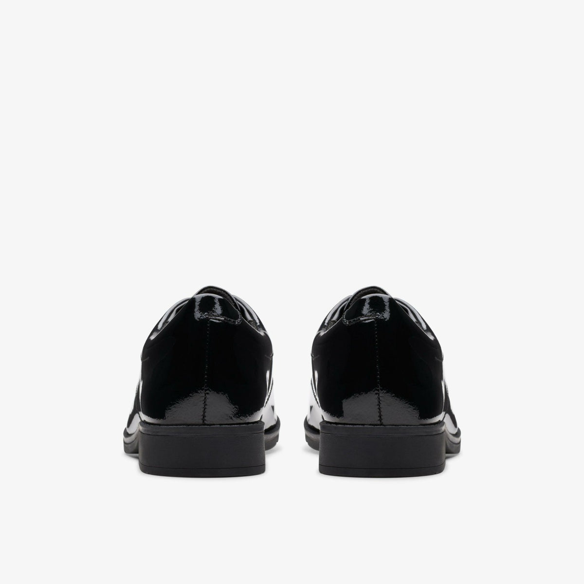 Clarks Aubrie Dress Youth Black Patent