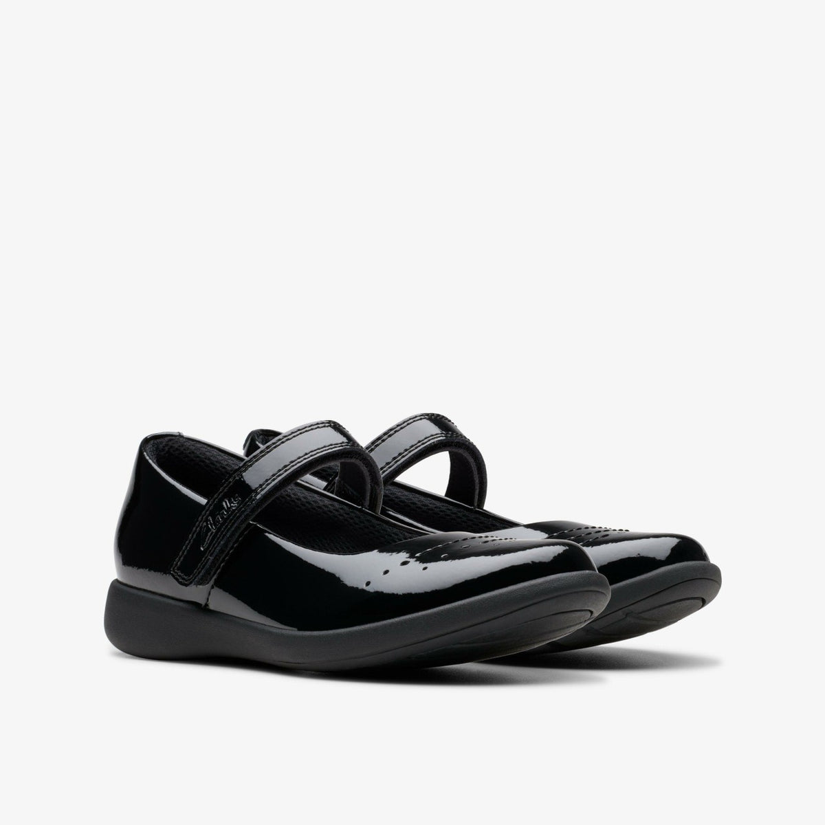 Clarks Etch Gem Kid Black Patent