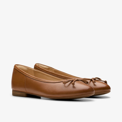 Clarks Fawna Lily Tan Leather
