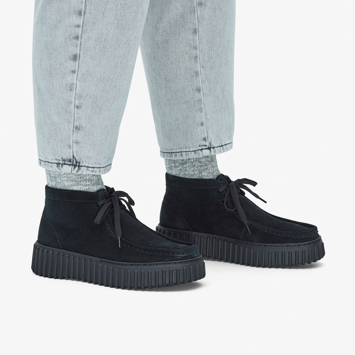 Clarks Torhill Moss Black Suede