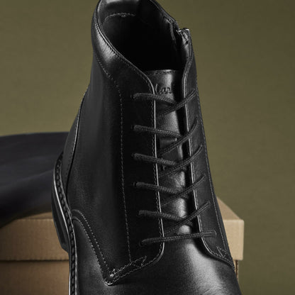 Clarks Aldwin Cap Black Leather