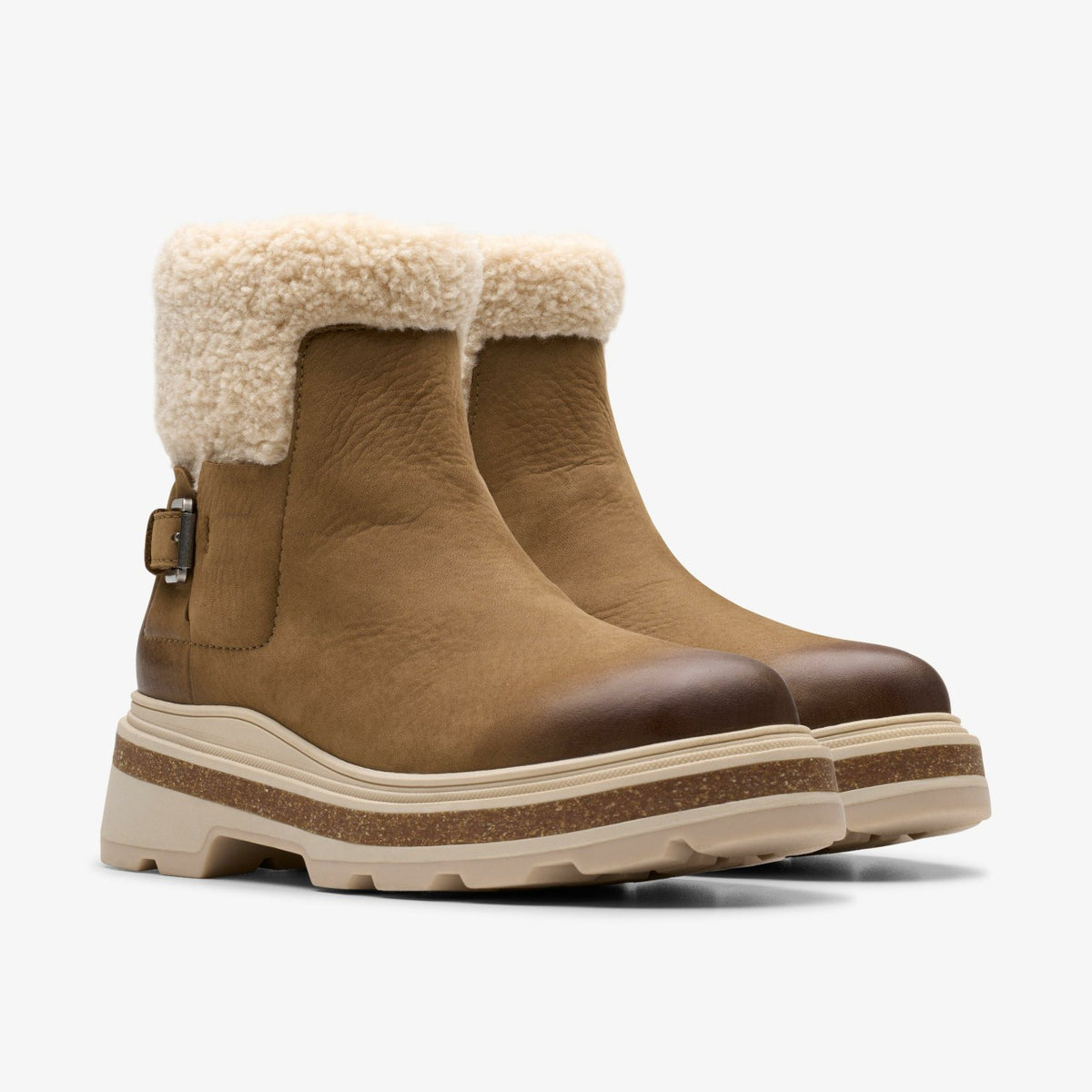 Clarks Hencroft Madi Waterproof Dark Sand Warmlined