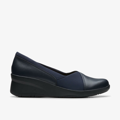 Clarks Suttyn Walk Navy Leather