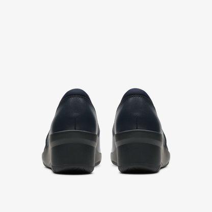 Clarks Suttyn Walk Navy Leather