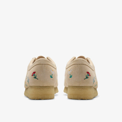 Clarks Wallabee Taupe Embroidery