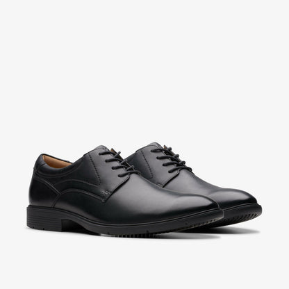 Clarks Eldredge Plain Black Leather