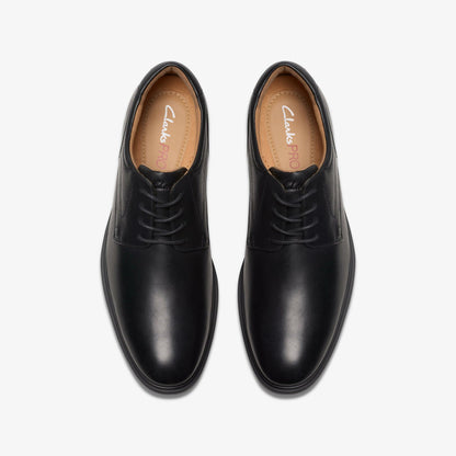 Clarks Eldredge Plain Black Leather