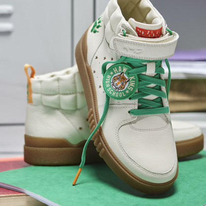 Clarks Stranger Things Somerset Hi Older Off White