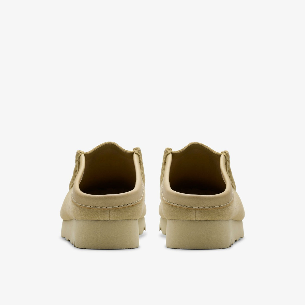 Clarks Wallabee Slip Maple Suede