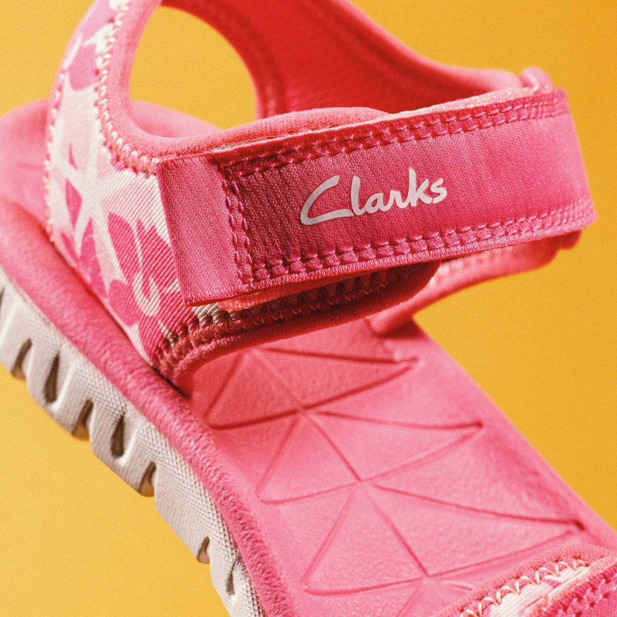 Clarks SurfingTide Kid Pink Multicolour