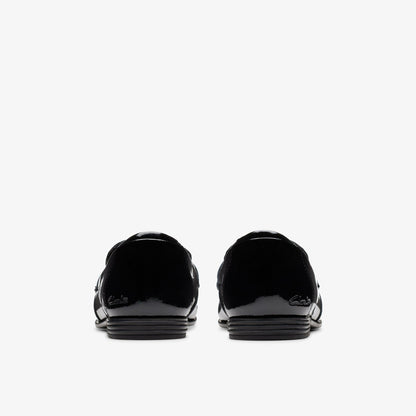Clarks Finja Bright Older Black Patent