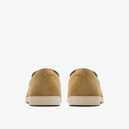 Clarks Torford Easy Dark Sand Suede