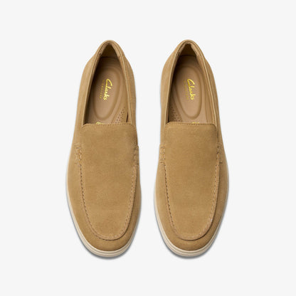Clarks Torford Easy Dark Sand Suede