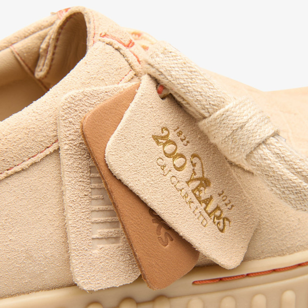 Clarks Torhill Bee Ecru Suede