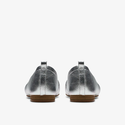 Clarks Fawna Soft Silver Metallic