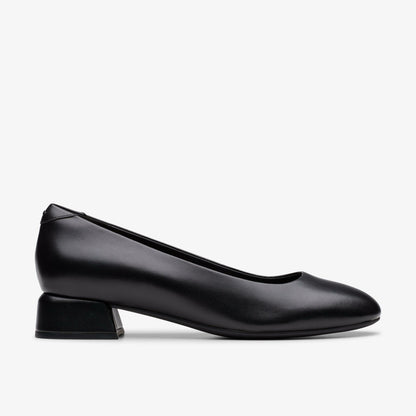 Clarks Daiss 30 Step Black Leather