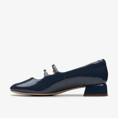 Clarks Daiss 30 Shine Navy Patent