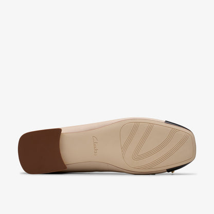 Clarks Ubree 15 Poppy Sand Combination